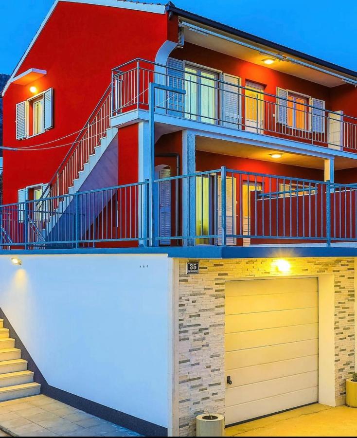 Villa Ana Kaštel Sućurac Екстериор снимка