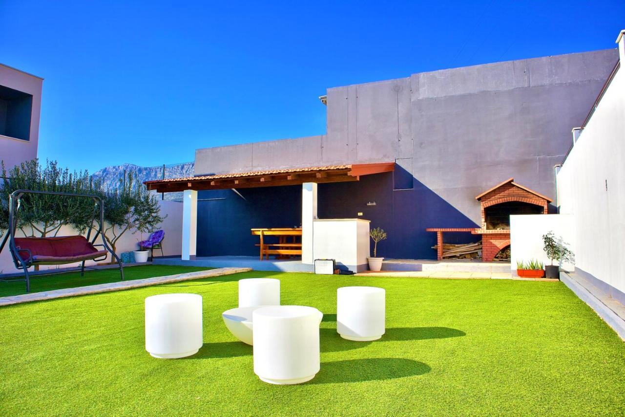 Villa Ana Kaštel Sućurac Екстериор снимка