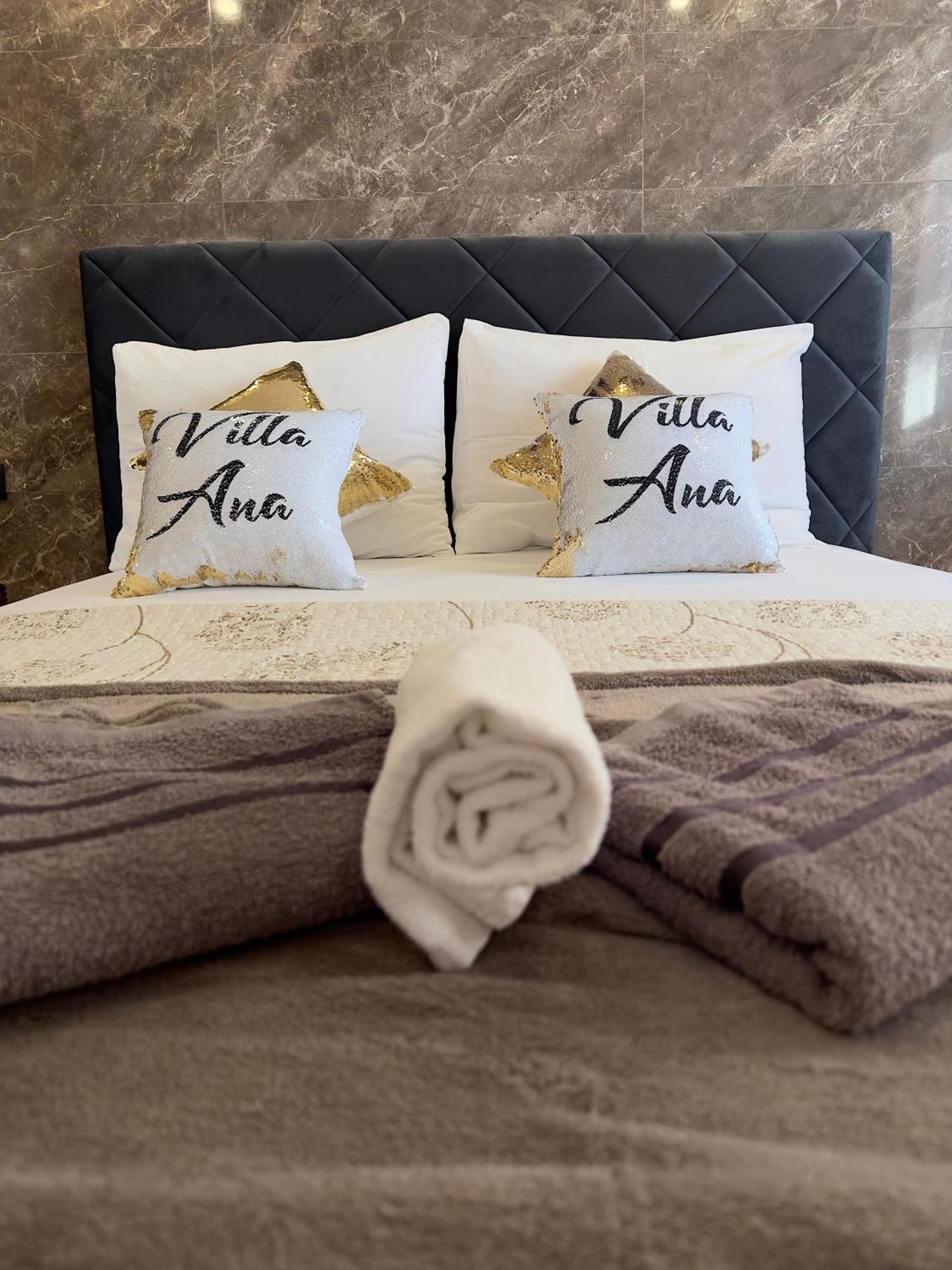 Villa Ana Kaštel Sućurac Екстериор снимка