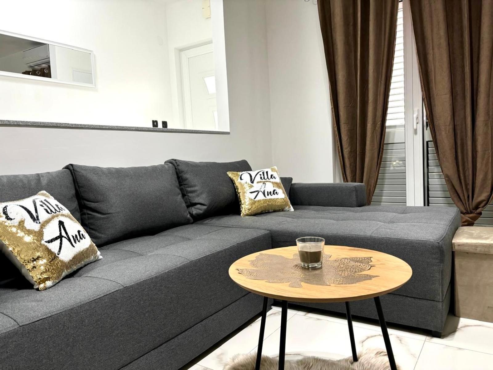 Villa Ana Kaštel Sućurac Екстериор снимка