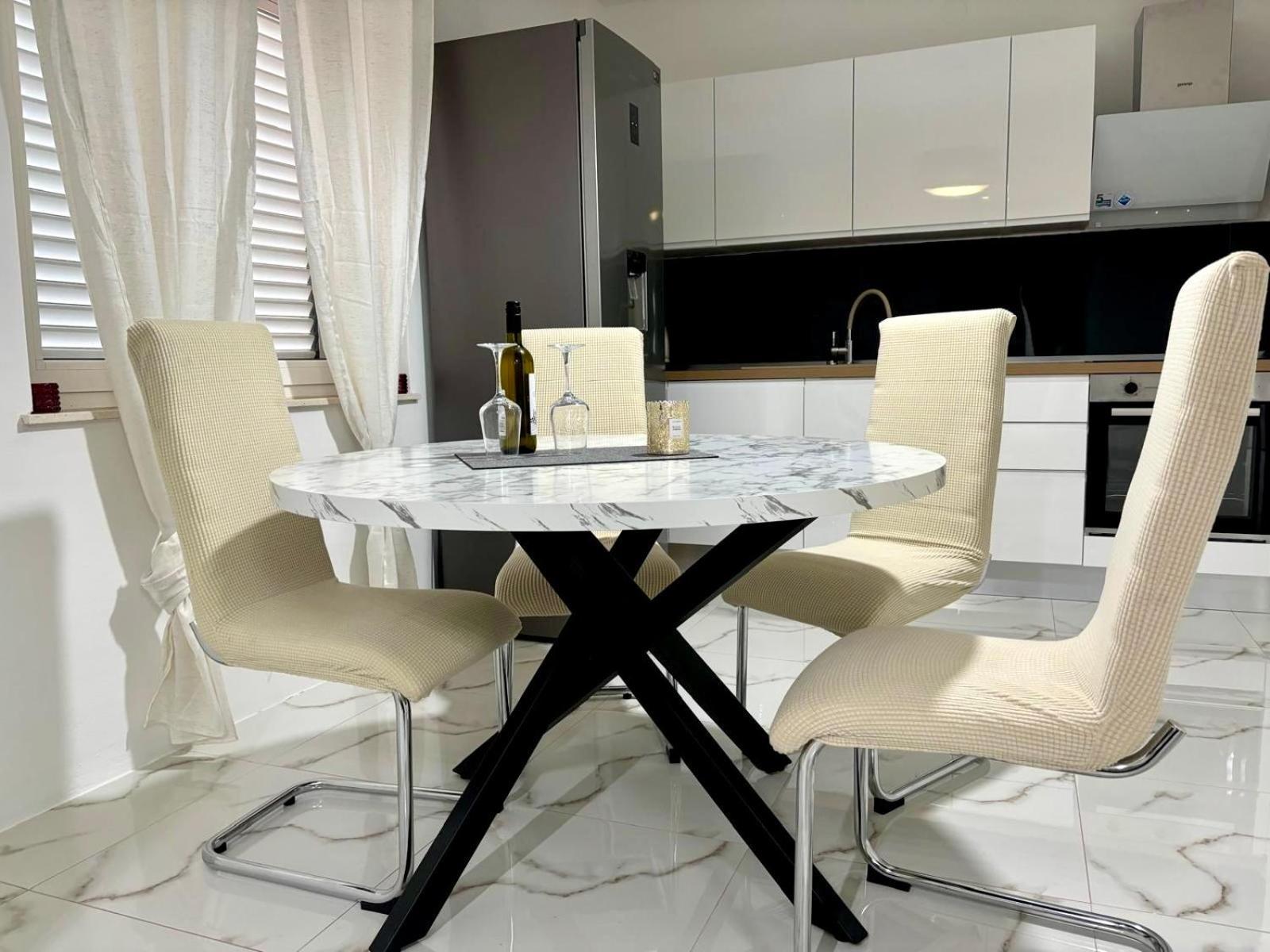 Villa Ana Kaštel Sućurac Екстериор снимка