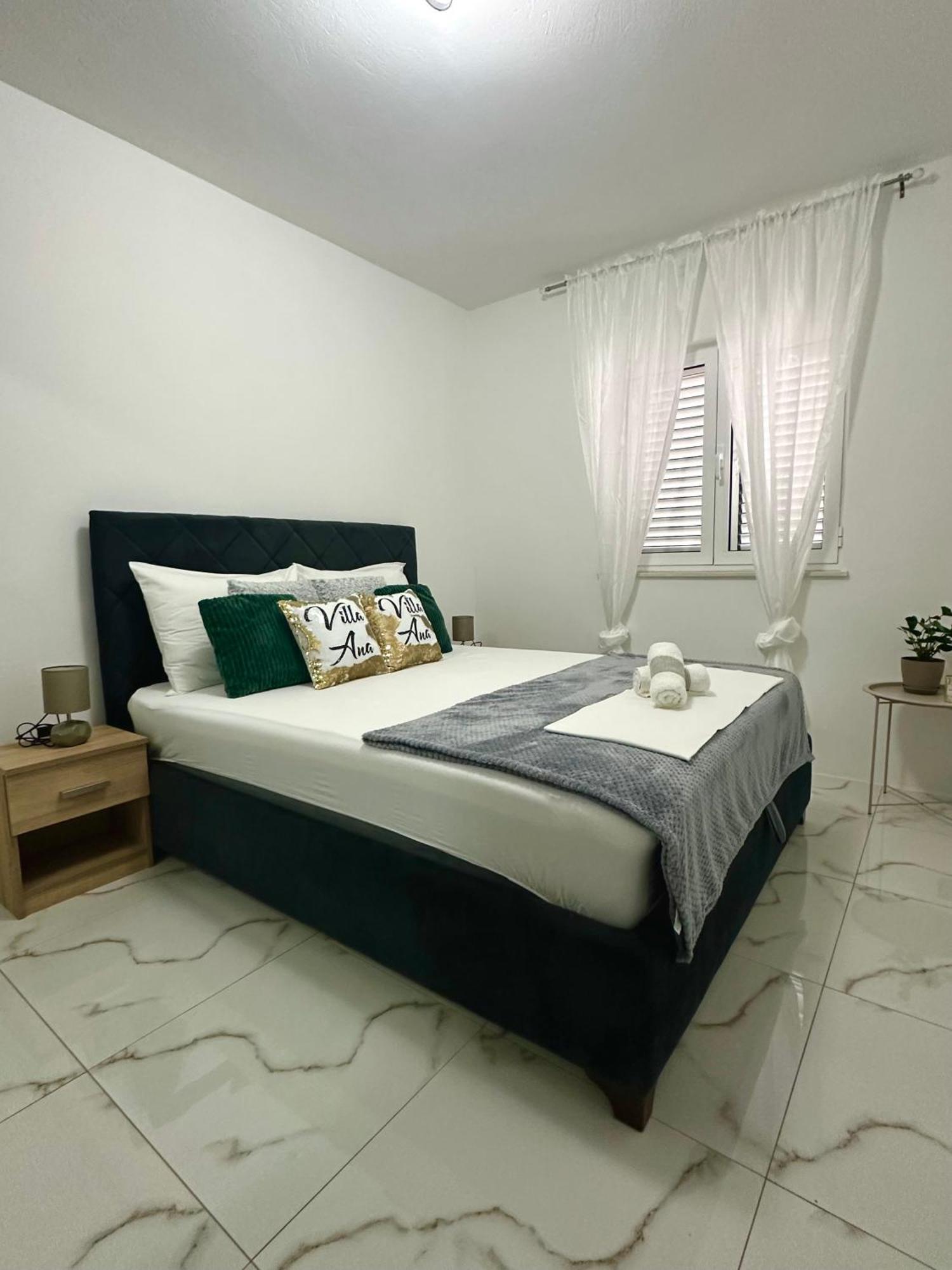 Villa Ana Kaštel Sućurac Екстериор снимка