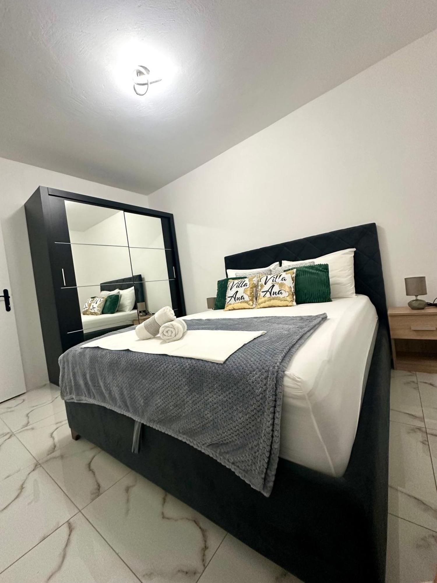 Villa Ana Kaštel Sućurac Екстериор снимка